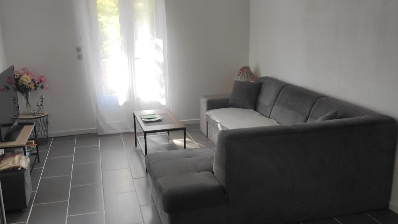 Apartement 'Les Lavandes" Rdc 2Ch - Terrasse Et Parking A Lurs ภายนอก รูปภาพ